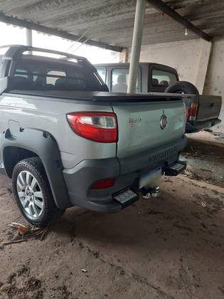 FIAT STRADA 1.8 MPI ADVENTURE CE 16V FLEX 2P MANUAL